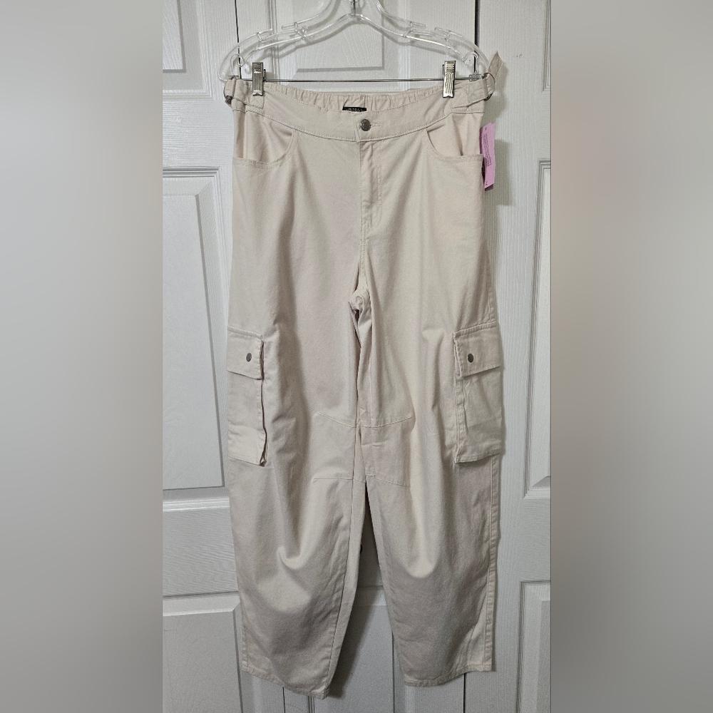 Cargo Pants, Medium, Dog Bone Color, Wild Fable, New With Tags